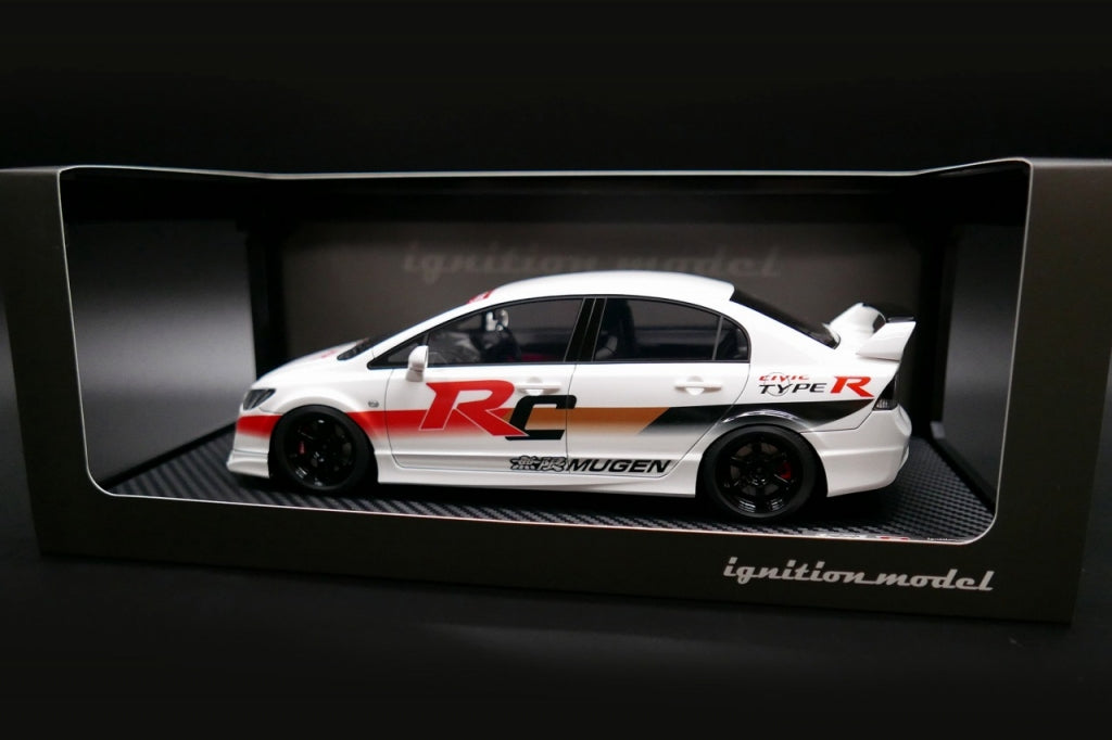 IG2832 ignition model 1:18 Honda Civic FD2 Type R White resin