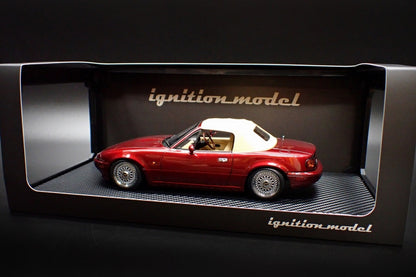 [ Back-order ] ignition model IG3200 1:18 Eunos Roadster (NA) Burgundy