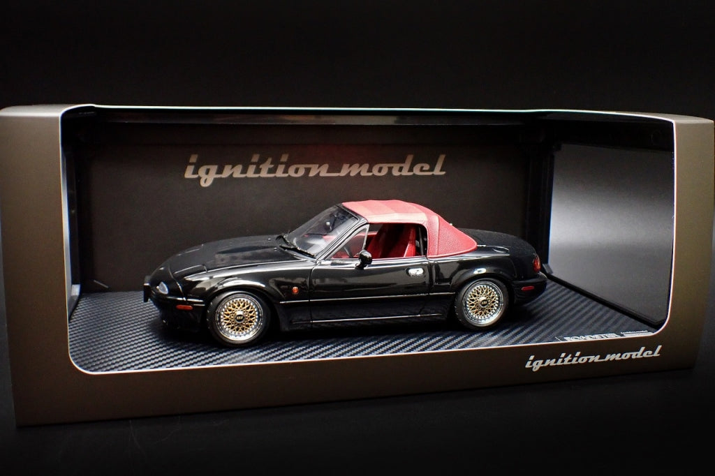 [ Back-order ] ignition model IG3197 1:18 Eunos Roadster (NA) Black