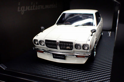 IG3166 ignition model 1:18 Nissan Bluebird U 2000GTX (G610) White modelcar