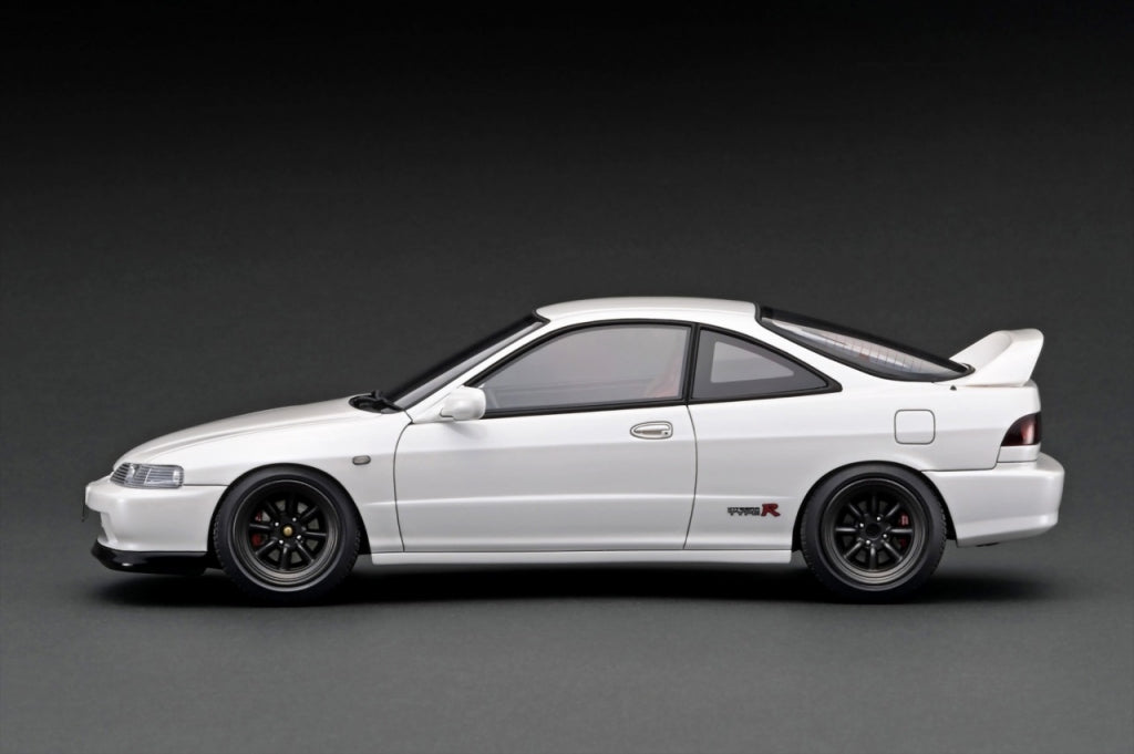 [ Back-order ] ignition model IG3575 1:18 Honda INTEGRA (DC2) TYPE R Pearl White