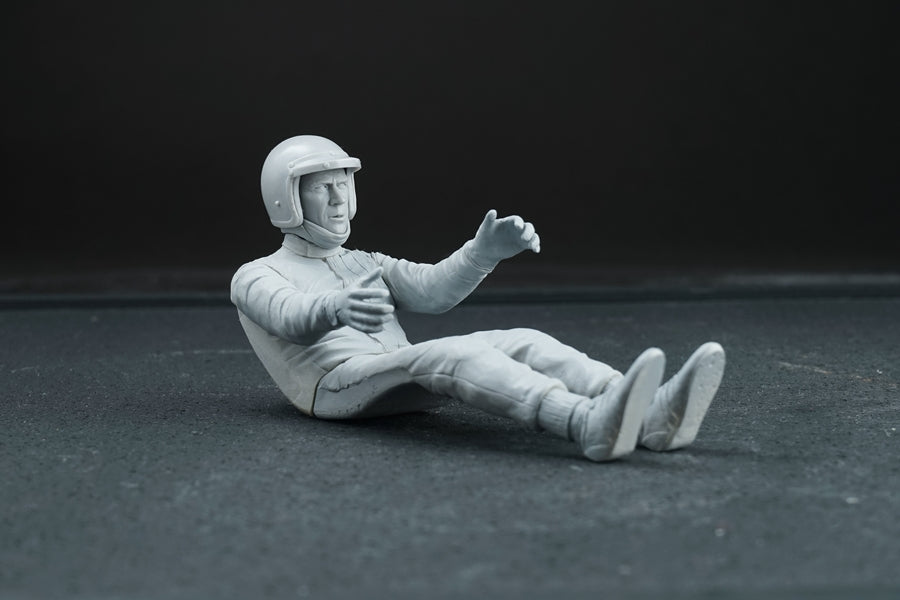 [Back-order] Model Factory HIRO R012-0019 1:12 DIVE NINE Figure Series Driver Type S.M SITTING MFH