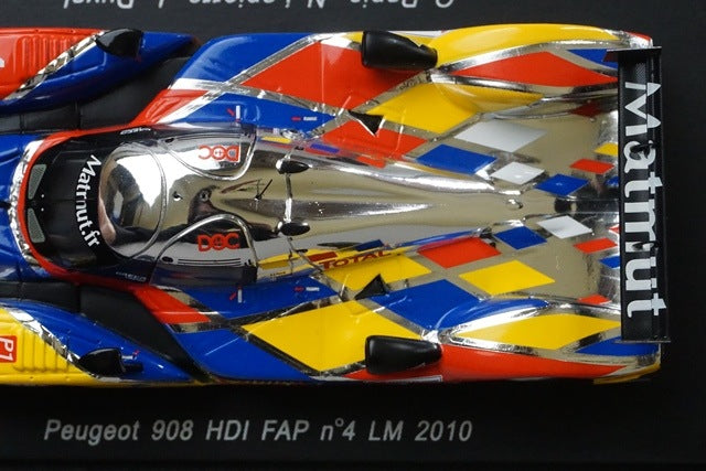 1:43 SPARK S1294 Peugeot 908 HDI FAP Le Mans 2010 #4 model car