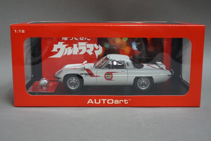 1:18 AUTOart 75934 Return of Ultraman MAT Vehicle w/Stabilizer