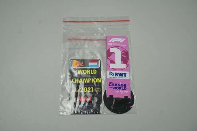 1:18 SPARK 18S609 Red Bull Racing Honda RB16B Abu Dhabi GP 2021 Winner #33 model car