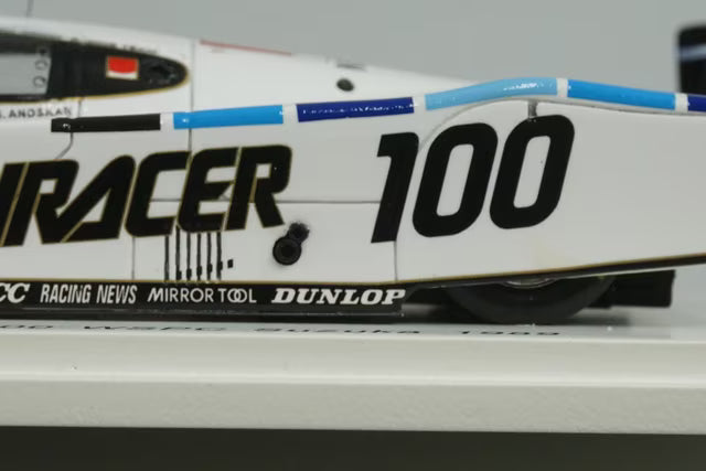 1:43 Spark SJ025 Porsche 962C WSPC Suzuka 1989 #100 G.Fouche S.Andsker model car