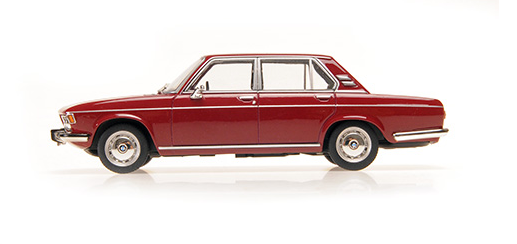 [ Back-order ] MINICHAMPS 410029200 1:43 BMW 2500 E3 1968 Red model car
