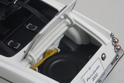 1:18 AUTOart 77433 Datsun Fairlady 2000 SR311 White model car