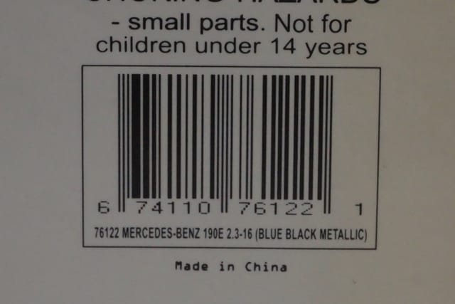 1:18 AUTOart 76122 Mercedes Benz 190E 2.3 16V Blue Black Metallic model car