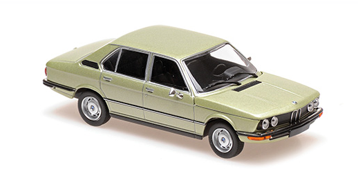 [ Back-order ] MINICHAMPS 940023005 1:43 BMW 520(E12)1972-1981 Green metallic model car