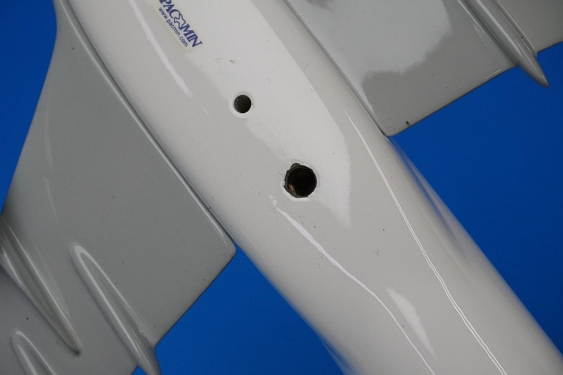 1:200 A330-300 Malaysia 9M-MTE PACMIN airplane model