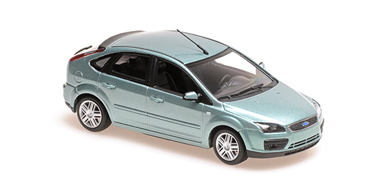 [ Back-order ] MINICHAMPS 940084000 1:43 Ford Focus 2004 Light Blue Metallic model car