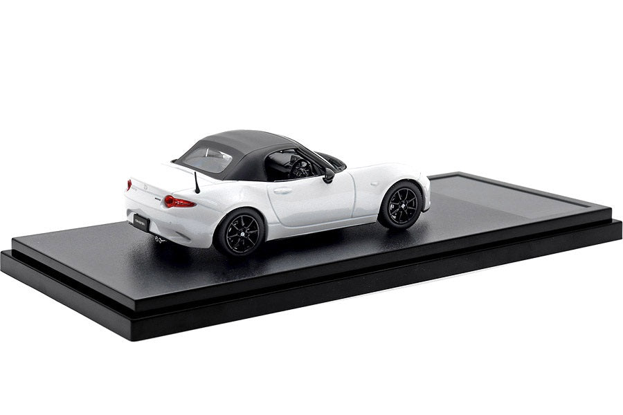 [ Back-order ] Hi-Story HS444WH 1:43 MAZDA ROADSTER S Special Package (2022) Snowflake White Pearl Mica Diecast