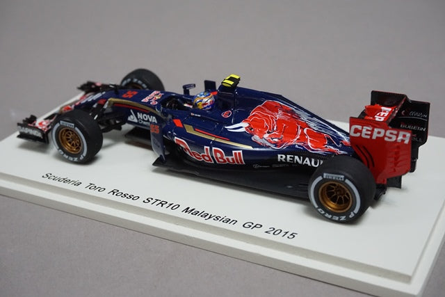 1:43 SPARK S4619 Scuderia Toro Rosso STR10 Malaysian GP 2015 #55 C.Sainz