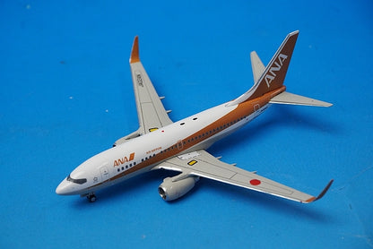 1:400 B737-700 ANA Gold Jet JA02AN 10735 Phoenix airplane model