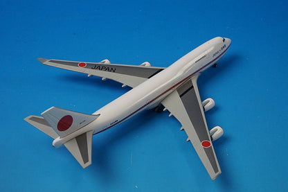 1:500 B747-400 JASDF 701st Squadron Chitose Base #20-1101 511575-001 Herpa