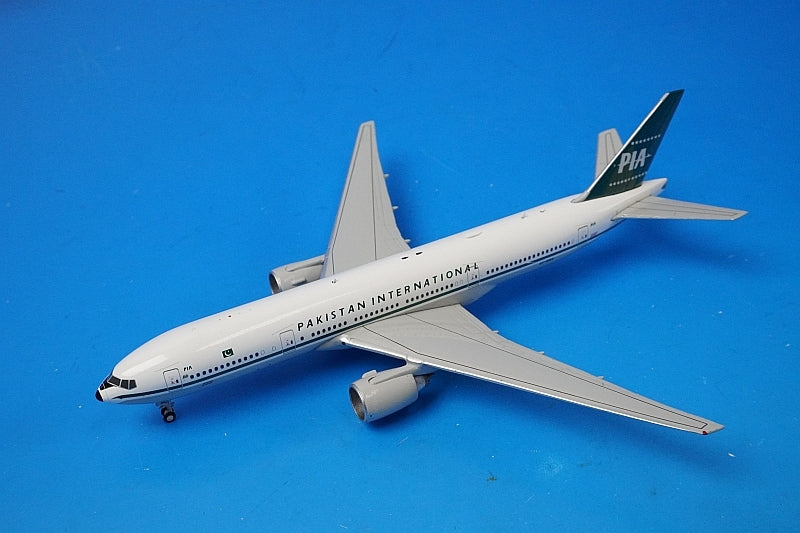 1:400 B777-200ER PIA Pakistan Retro Paint AP-BMG XX4308 JC Wings airplane model