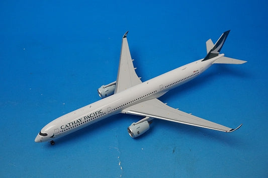 1:400 A350-1000 Cathay Pacific B-LXA 04198 Phoenix airplane model