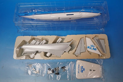 1:200 B747-400 KLM Netherlands PH-BFT 10123 Hogan airplane model