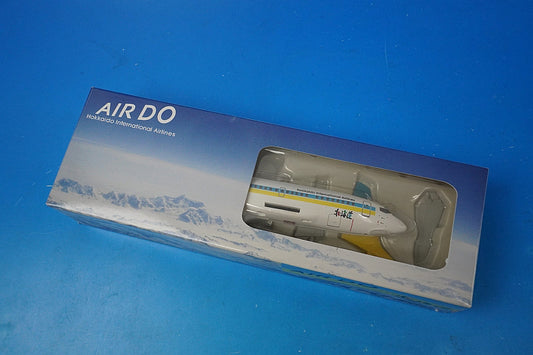 1:200 B737-500 AIRDO Hokkaido JA8504 JA300K Hogan airplane model