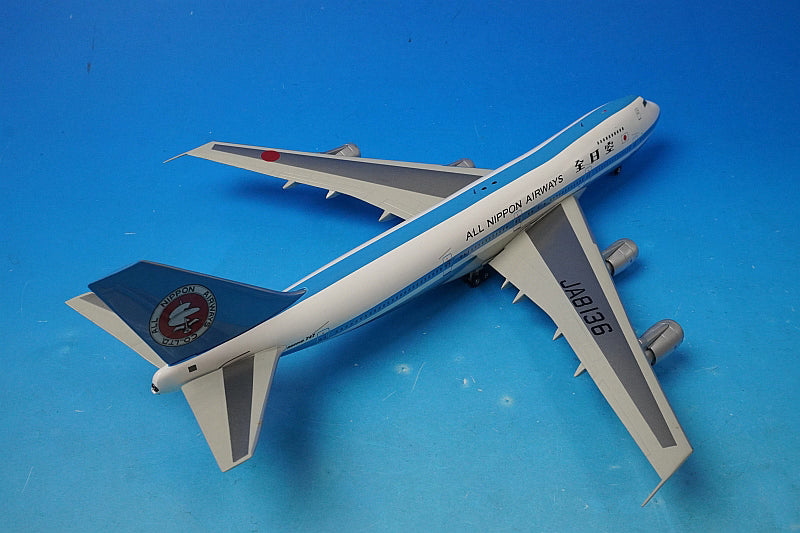 1:200 Boeing 747-100 ANA Mohawk Look JA8136 BBOX1212 Blue Box airplane model