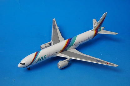 1:400 B777-289 JAS Rainbow Seven JA008D Phoenix airplane model
