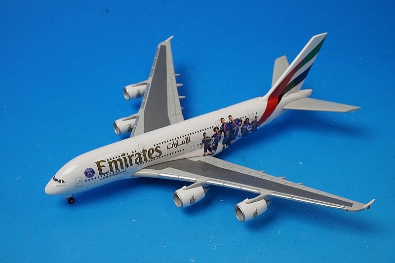 1:500 A380-800 Emirates Paris Saint-Germain A6-EOT 529440 Herpa airplane model