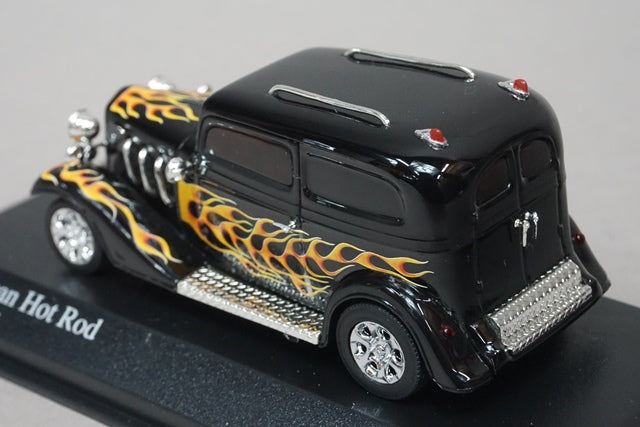 1:43 MINICHAMPS 400142260 American Hot Rod Black with flames