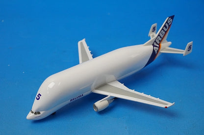 1:500 A300-600ST Beluga No. 5 No registration number 512077 Herpa airplane model