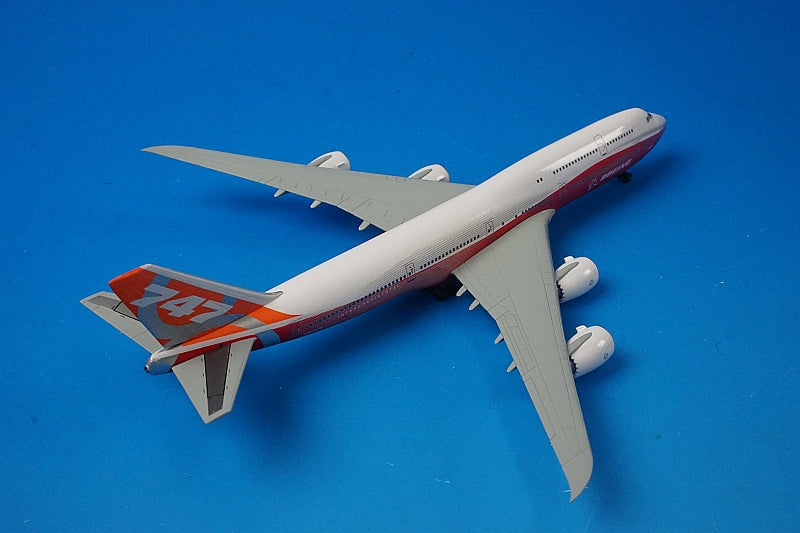 1:400 B747-8i Boeing House Color Rollout N6067E 56338 Dragon