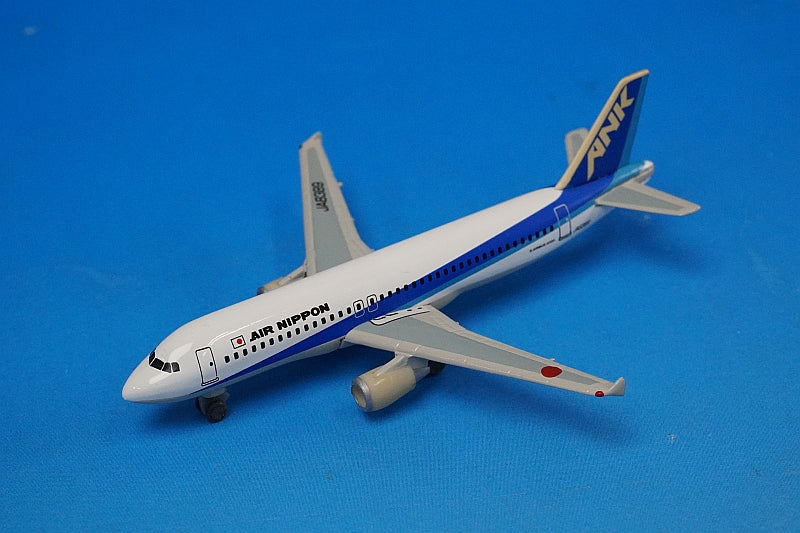 1:500 A320-200 ANK Air Nippon JA8389 Herpa airplane model