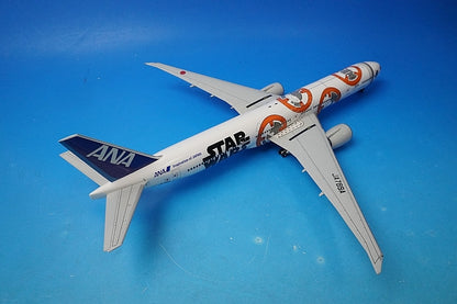 1:200 B777-300ER ANA STAR WARS Star Wars BB-8 JA789A NH20094 ANA airplane model