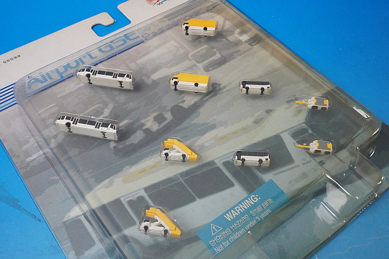 1:400 Airport GSE Set 4 Passenger Diorama 55599 Dragon Diorama model