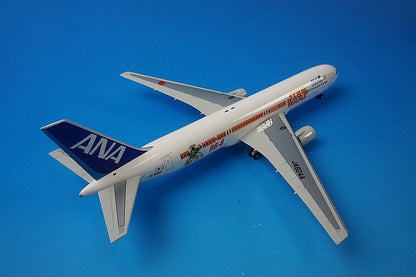 1:200 B767-300ER ANA STAR WARS with gear JA604A NH20096 ANA