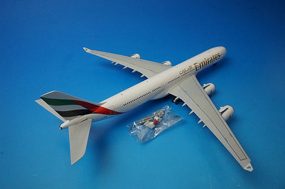 1:200 A340-500 Emirates A6-ERE G2UAE383 Gemini airplane model