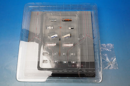 1:400 Ground support vehicle 17-piece set Aohaneda Airport No.408 spot display with base plate GSE40075 ANA