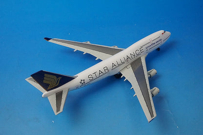 1:400 B747-400 Singapore Star Alliance 9V-SPP 55762 Dragon