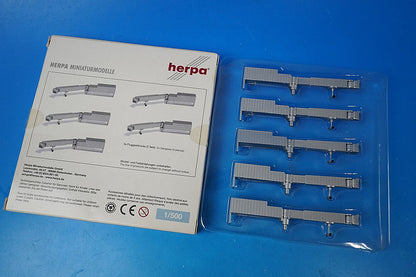 1:500 Airport Diorama Accessory No. 5 Single Boarding Bridge 5-piece set 519694 Herpa airplane model