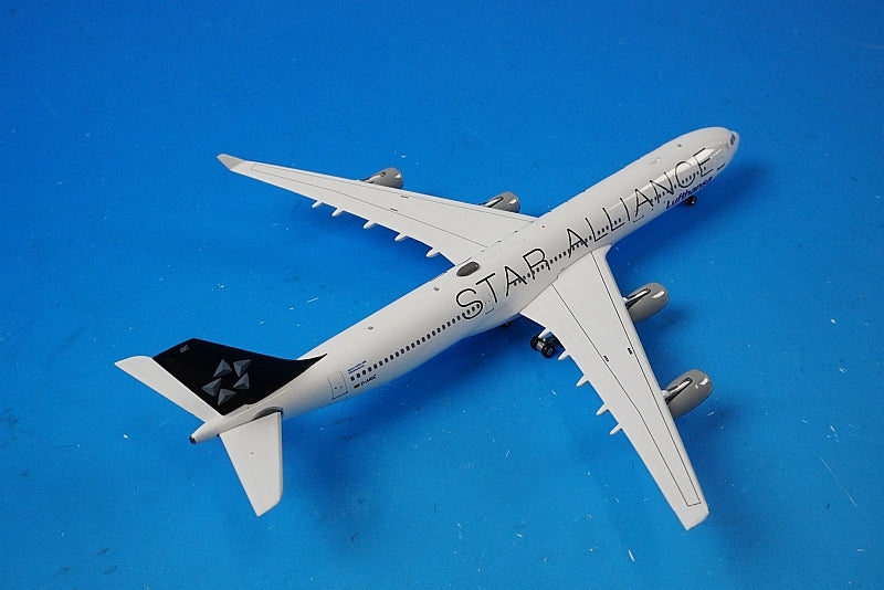 1:400 A340-300 Lufthansa Star Alliance D-AIGC 04032 Phoenix airplane model