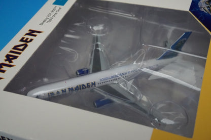 535250 Herpa 1:500 B757-200 Astraeus Iron Maiden Ed Force One 2008 G-OJIB