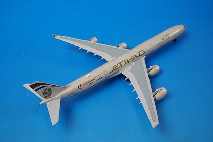 1:400 A340-600 Etihad Formula/F1 Abu Dhabi GP 2014 10954 Phoenix airplane model