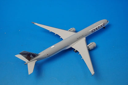 1:400 A350-1000 Qatar A7-ANA 11433 Phoenix airplane model