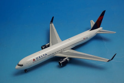 1:400 B767-300ER DELTA Airlines N193DN GJDAL1230 Gemini