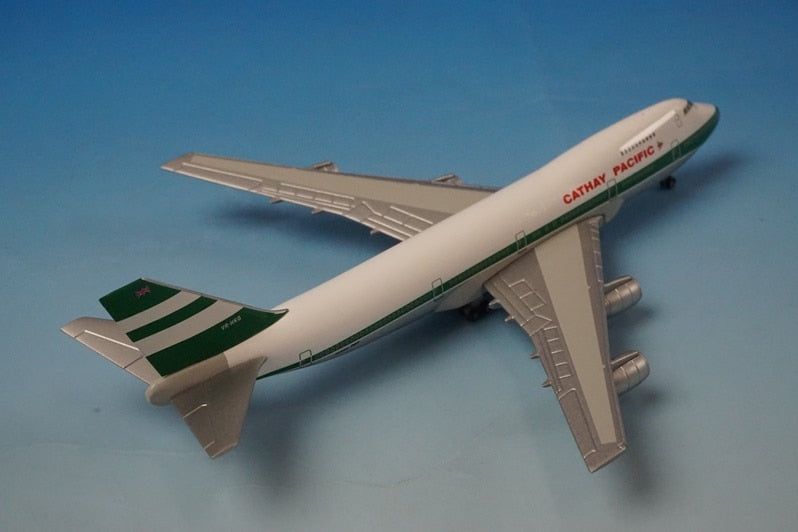 1:500 B747-200 Cathay Pacific VR-HKG Other airplane model