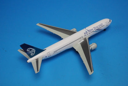 1:400 B767-300ER Air New Zealand ZK-NCO 55613 Dragon