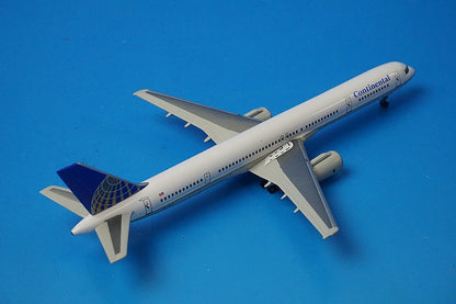 1:400 B757-300 Continental Airlines N57852 55453 Dragon airplane model