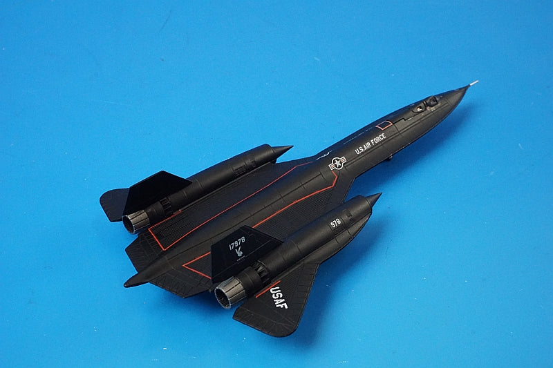 1:200 SR-71A Blackbird United States Air Force 9th Strategic Reconnaissance Wing Rapid Rabbit 553346 Herpa