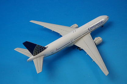 1:400 B777-200ER Continental Airlines N27015 GJCOA1024 Gemini airplane model