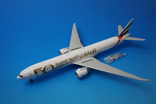 1:200 B777-300ER Emirates 50th Anniversary A6-EGE G2UAE1055 Gemini airplane model