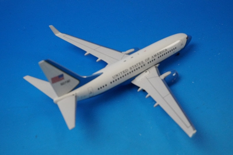 1:200 B737-700 C-40B USAF VIP Transport Aircraft 50730 AV2737001 Aviation airplane model